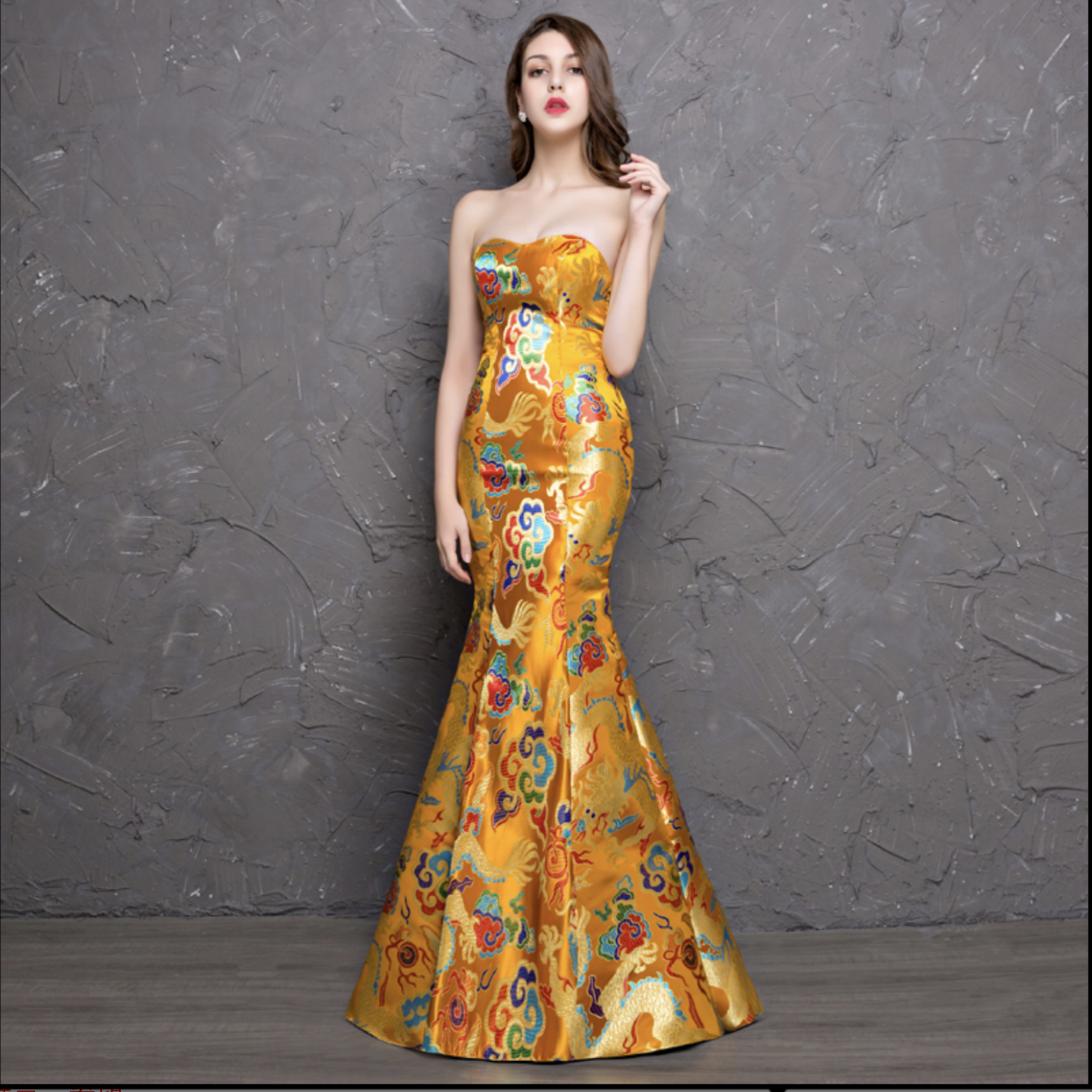 กี่เพ้ายาวเกาะอกสีทอง LX99 สินค้าพร้อมส่ง