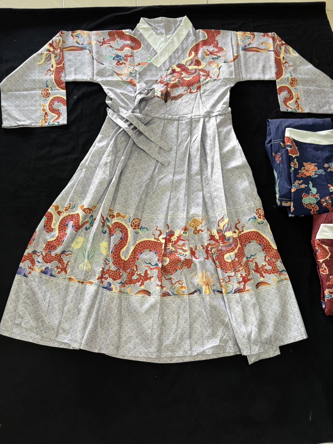 ชุดองค์ชายหมิง สีเทาเงิน รหัส PO744