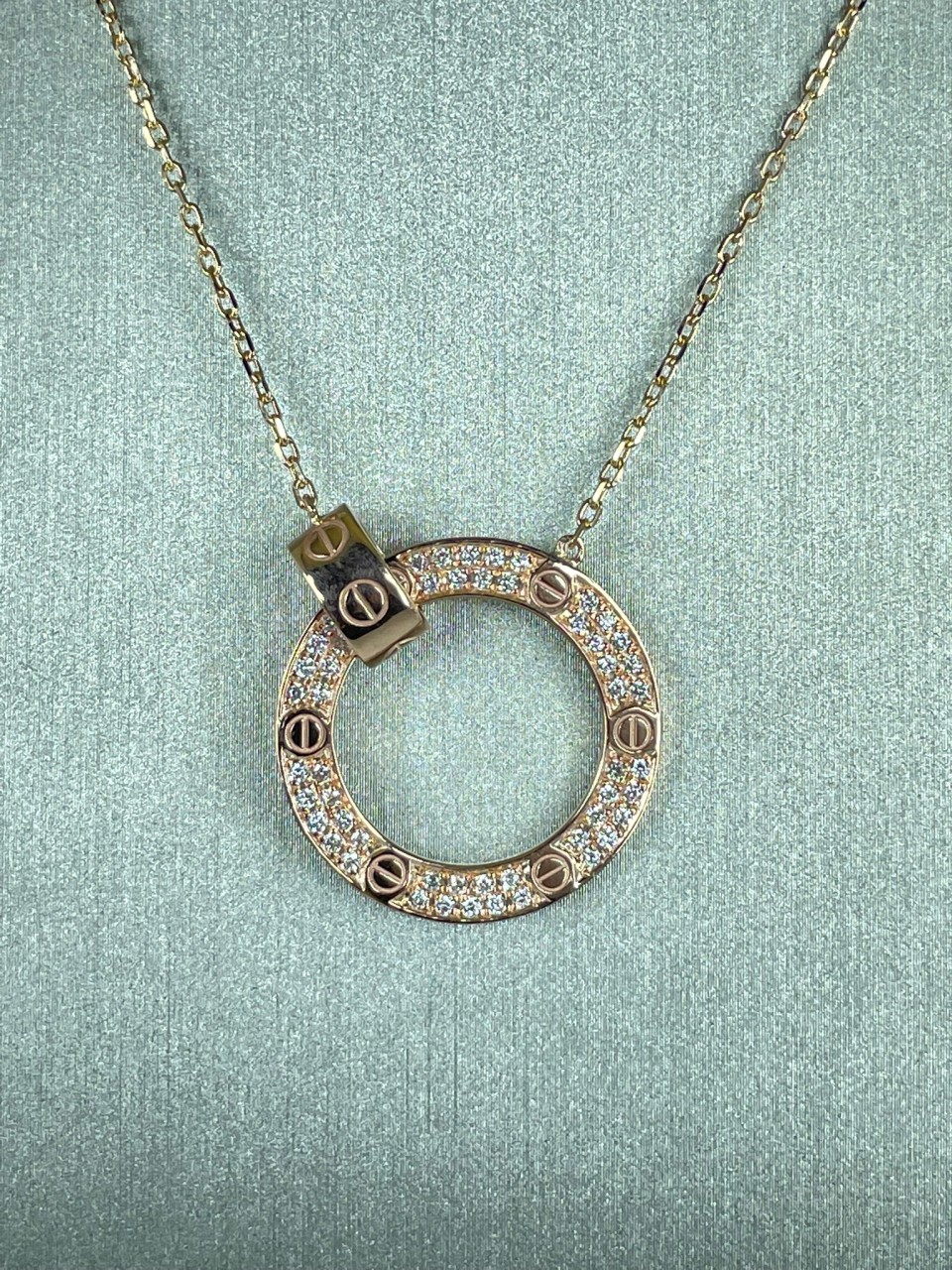 จี้เพชรแท้ Love Cartier น้ำหนักเพชรรวม 0.44 cts