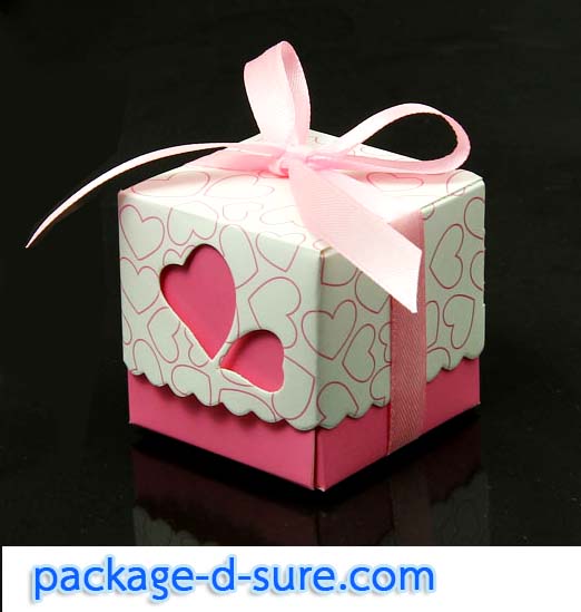 กล่องใส่ของชำร่วย แยก 2 ชิ้น ลายหัวใจฉลุ