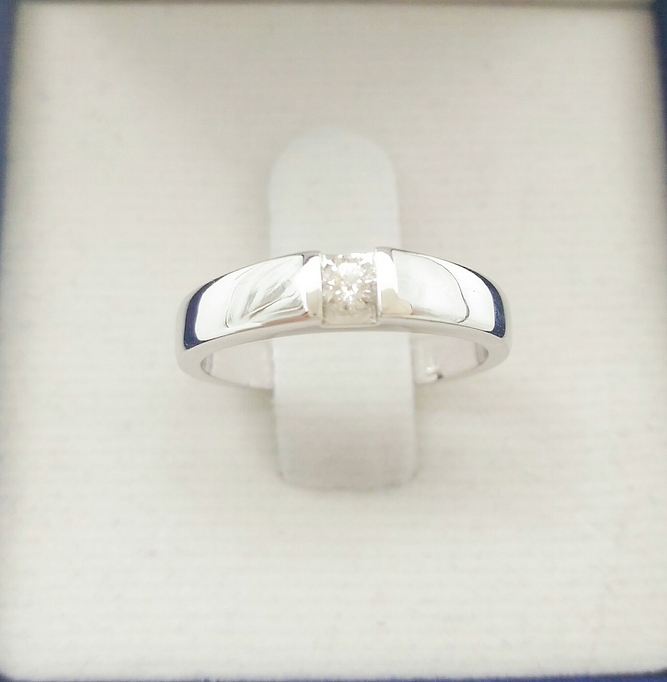 แหวนเพชรเบลเยี่ยมแท้ 0.10 cts ทองคำขาวแท้