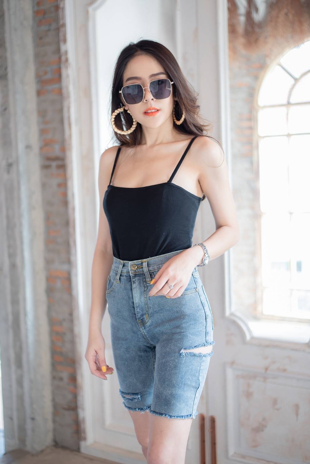 กางเกงยีนส์ 3 ส่วน สีดำ ปาดข้าง-BB15