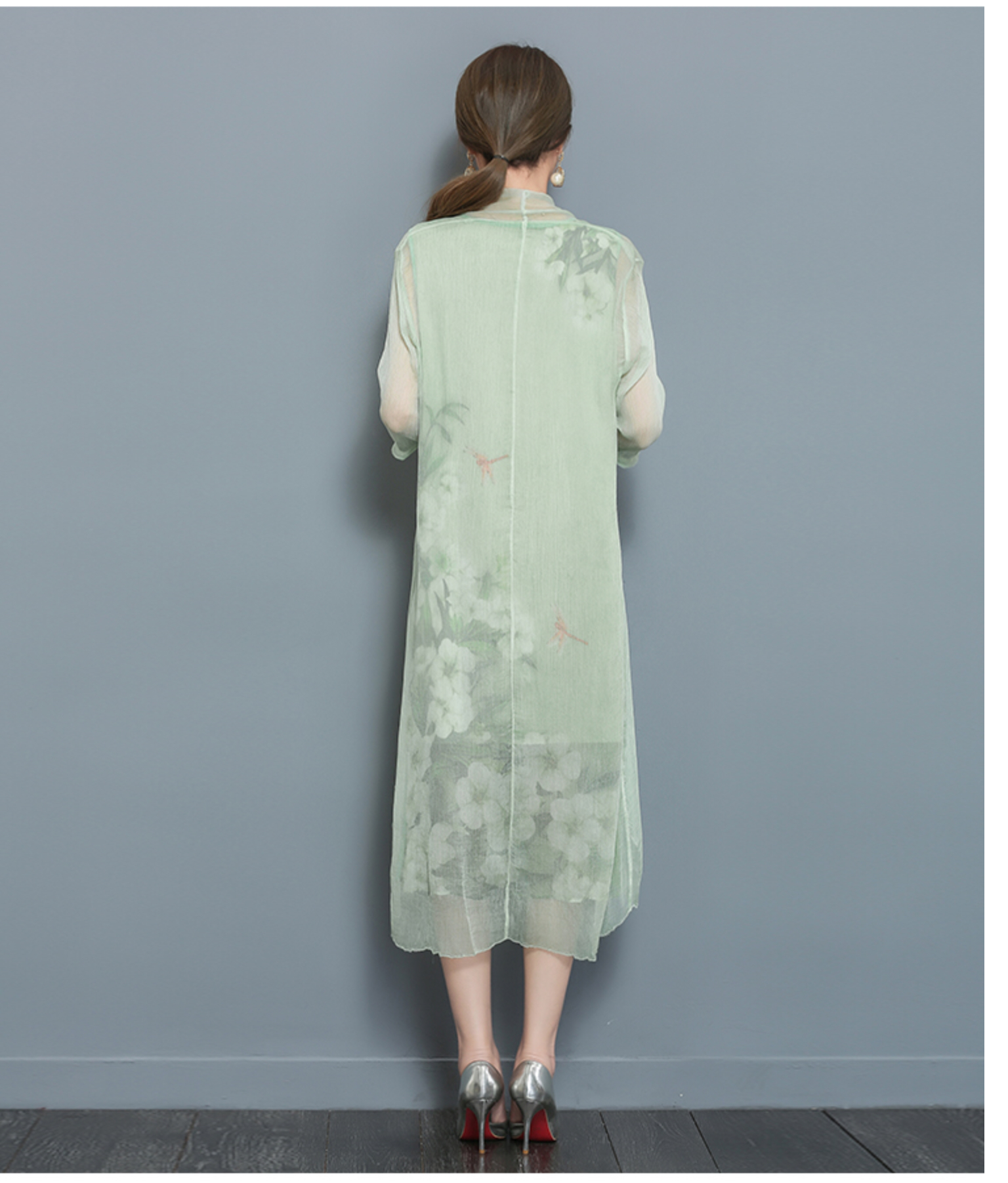 เดรสสีเขียว ผ้าชีฟอง+ผ้าซาติน รหัส SH 71 สินค้าพร้อมส่ง