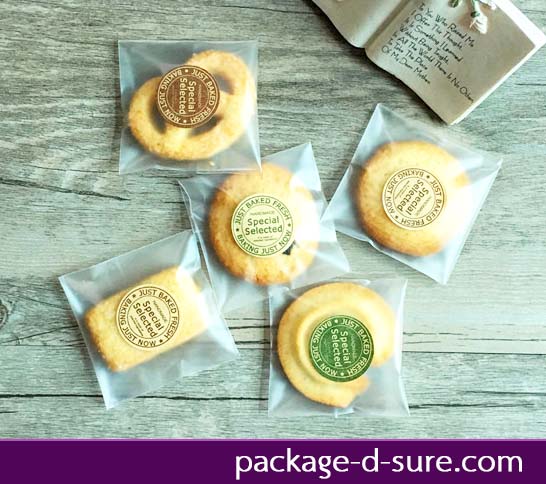 ล้างสต็อก//ถุงคุกกี้แถบกาว 5.5x5.5 เนื้อกึ่งขุ่น ไม่มีลาย แพ็ค 100 ใบ