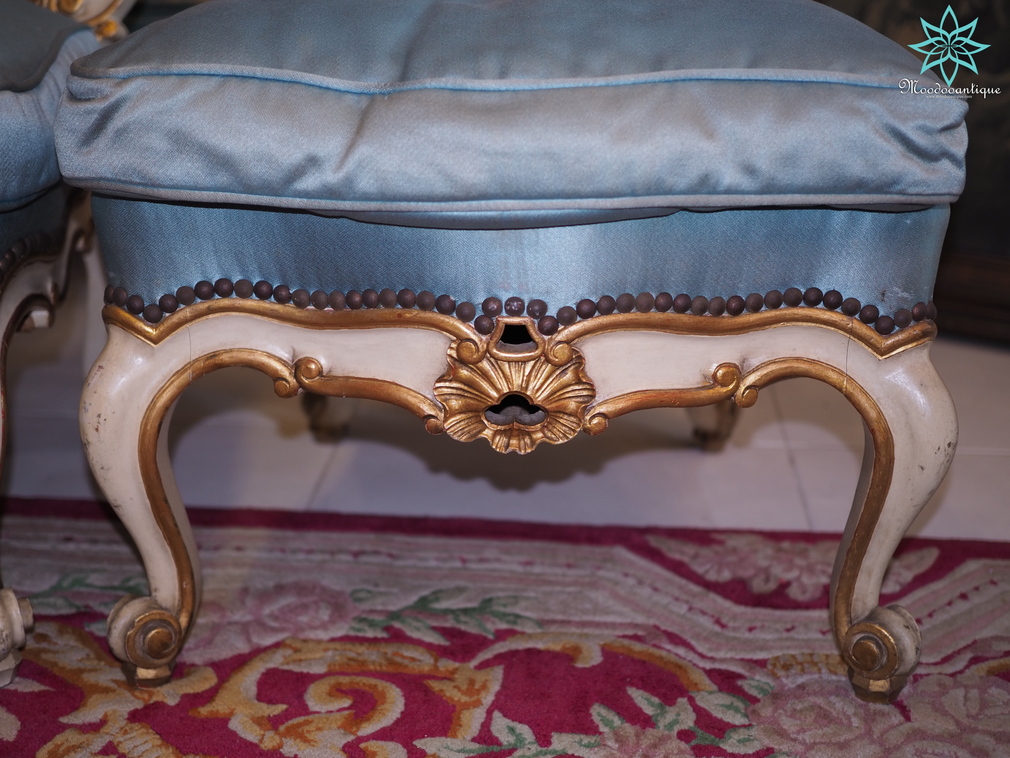 เก้าอี้งานเก่าฝรั่งเศส