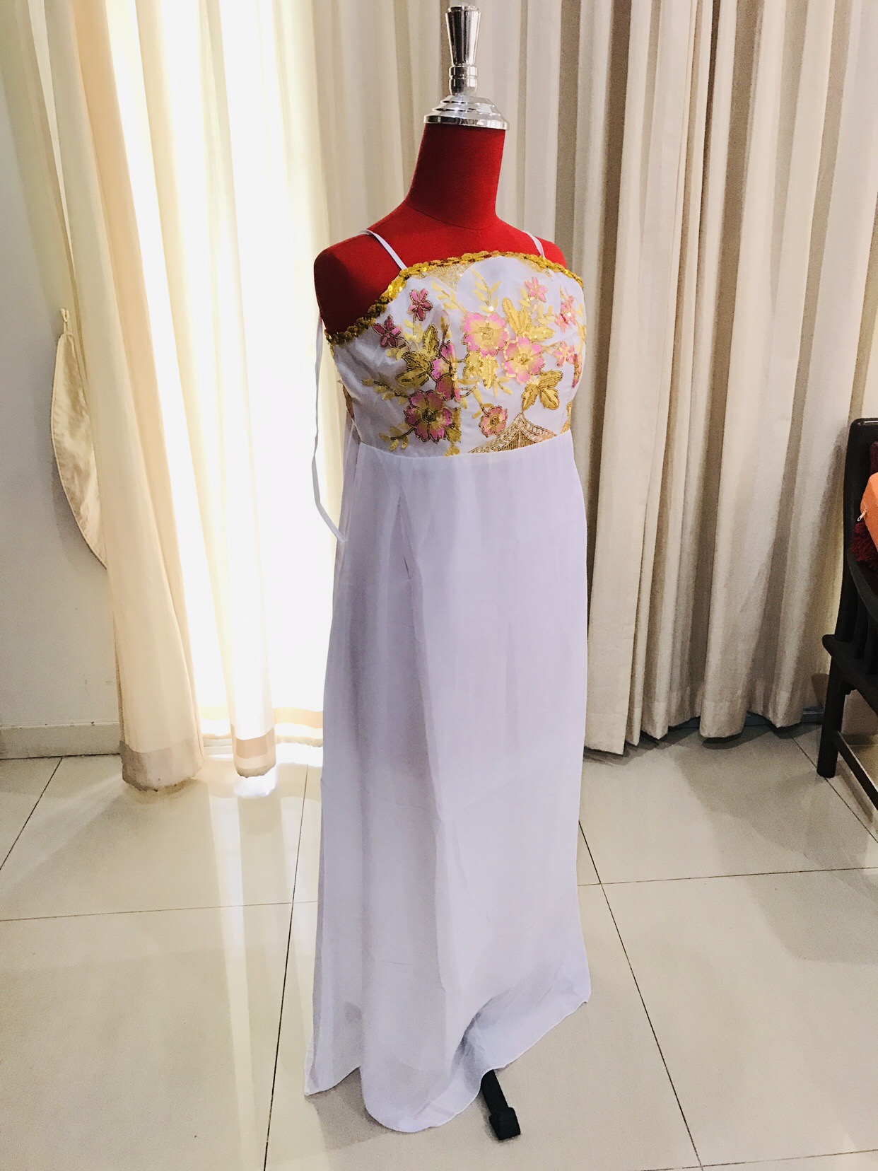 ชุดราชินีถัง สีขาว รหัส RPN 274 สินค้าพร้อมส่ง