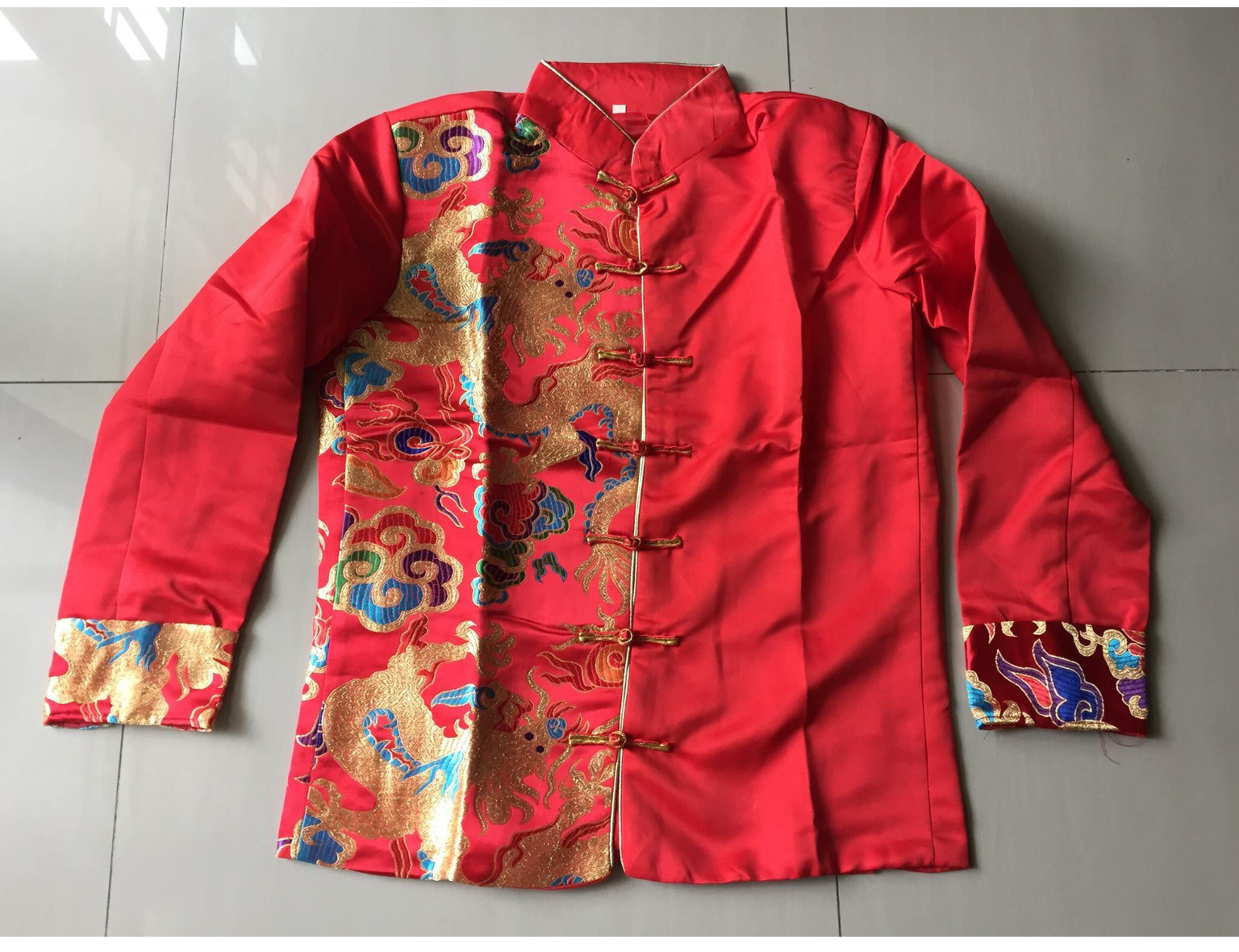 เสื้อจีนผู้ชายสีแดงลายมังกร สีทองน้ำเงิน ZH135