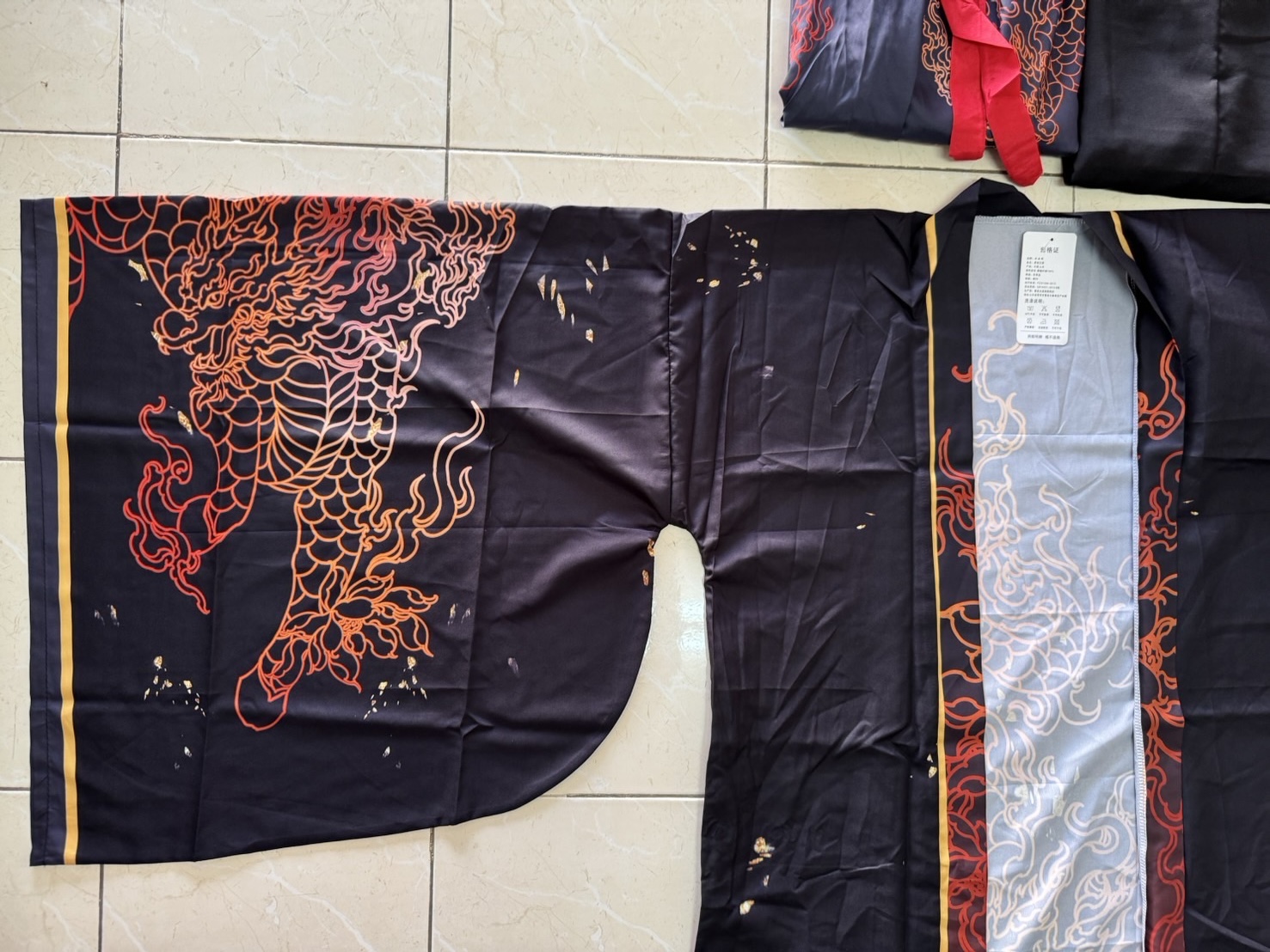 ชุดองค์ชายฮั่น สีดำ พร้อมส่ง รหัส 874 เสื้อดำ+ กระโปรง + เสื้อคลุม