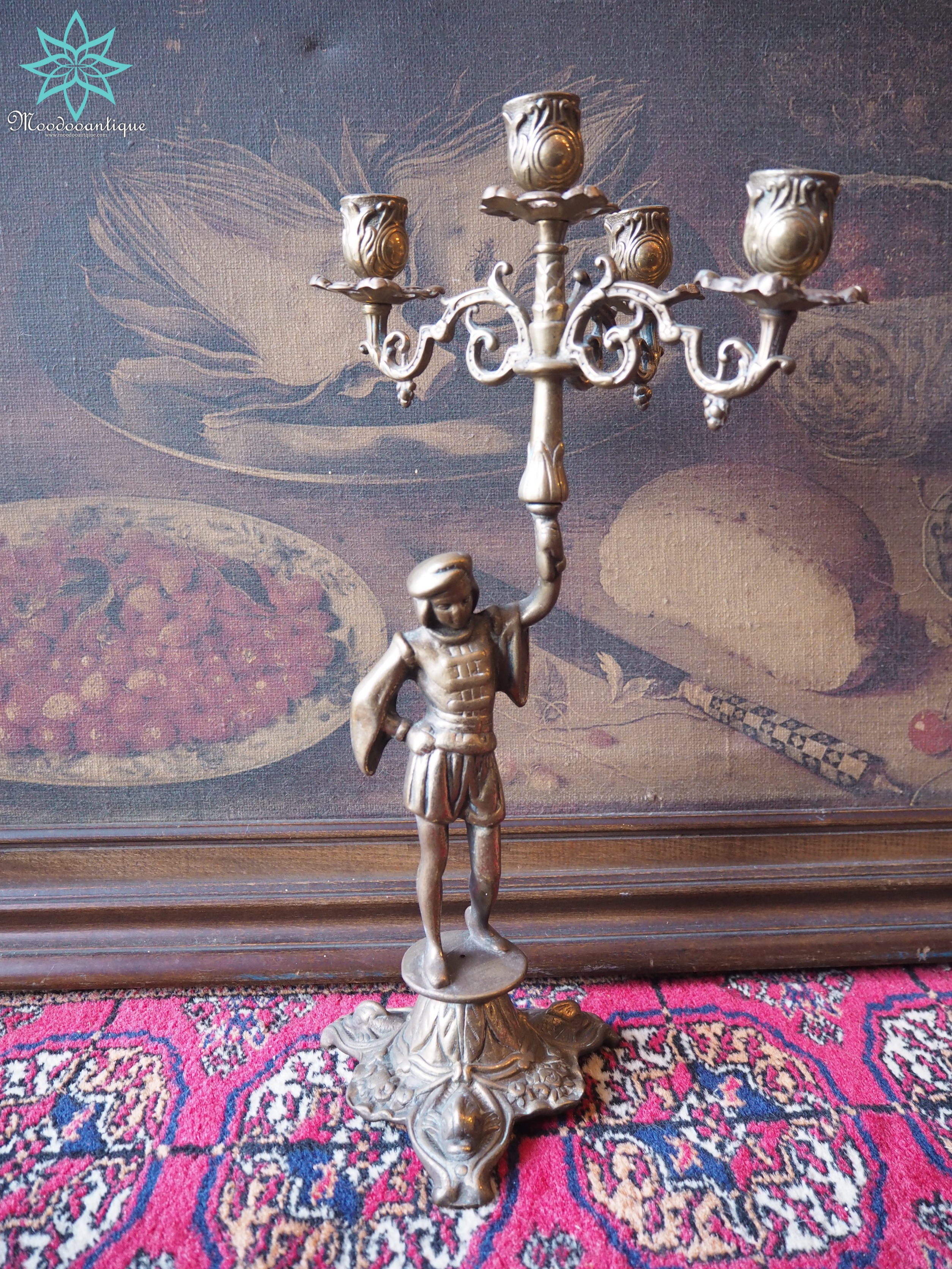 เชิงเทียนทองเหลือง