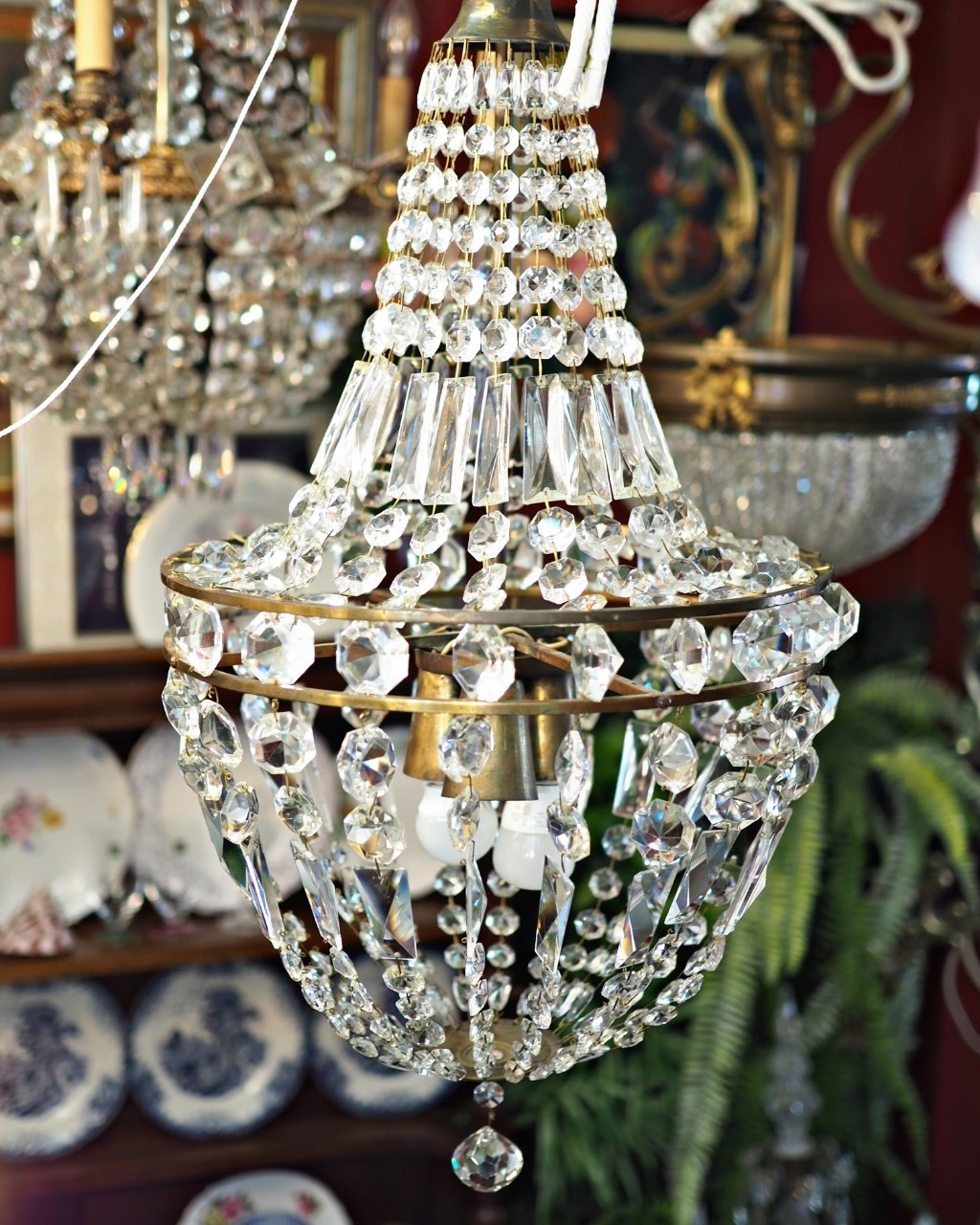 French brass crystals chandelier in ballon shape