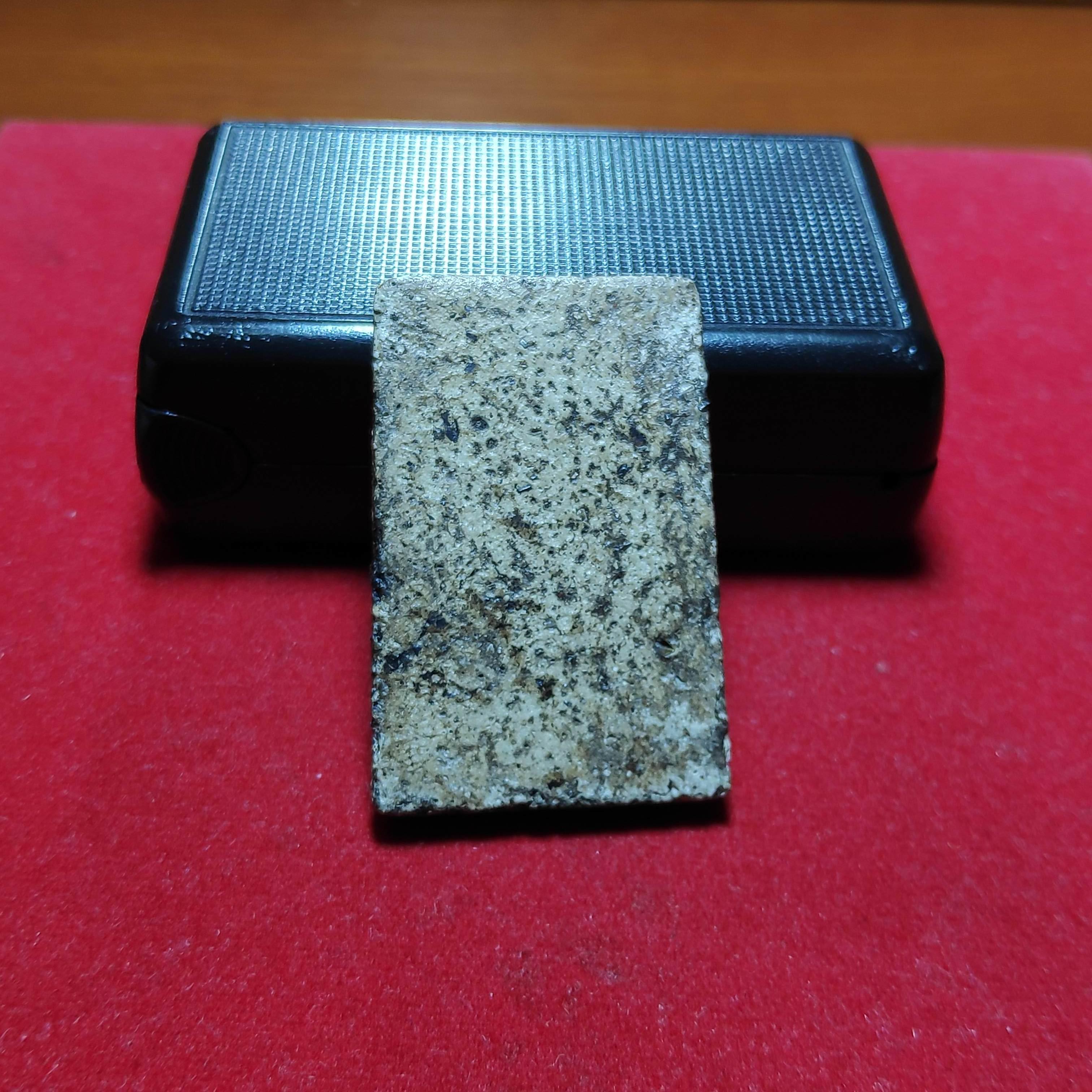 พระสมเด็จวัดระฆังพิมพ์ใหญ่แม่เหล็กดูดติด