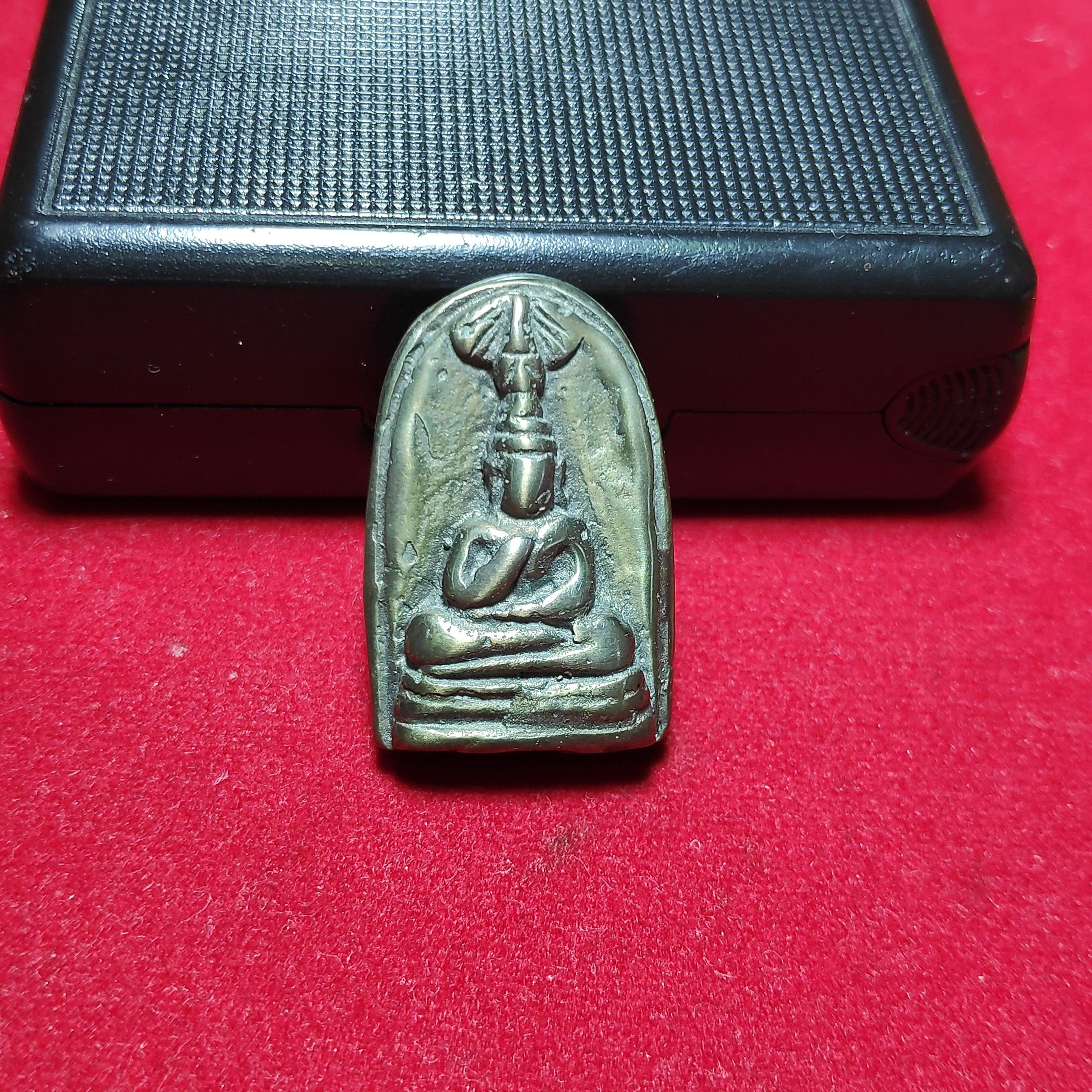 พระปางซ่อนหาพิมพ์2หน้าหลวงพ่อทับวัดอนงค์เนื้อเมฆสิทธิ์