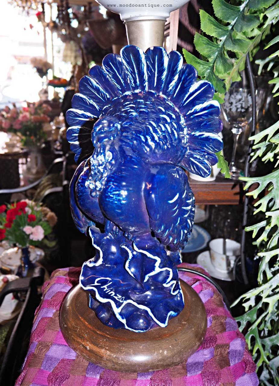 โคมไฟตั้งโต๊ะรูปนกยูงสีนำ้เงิน