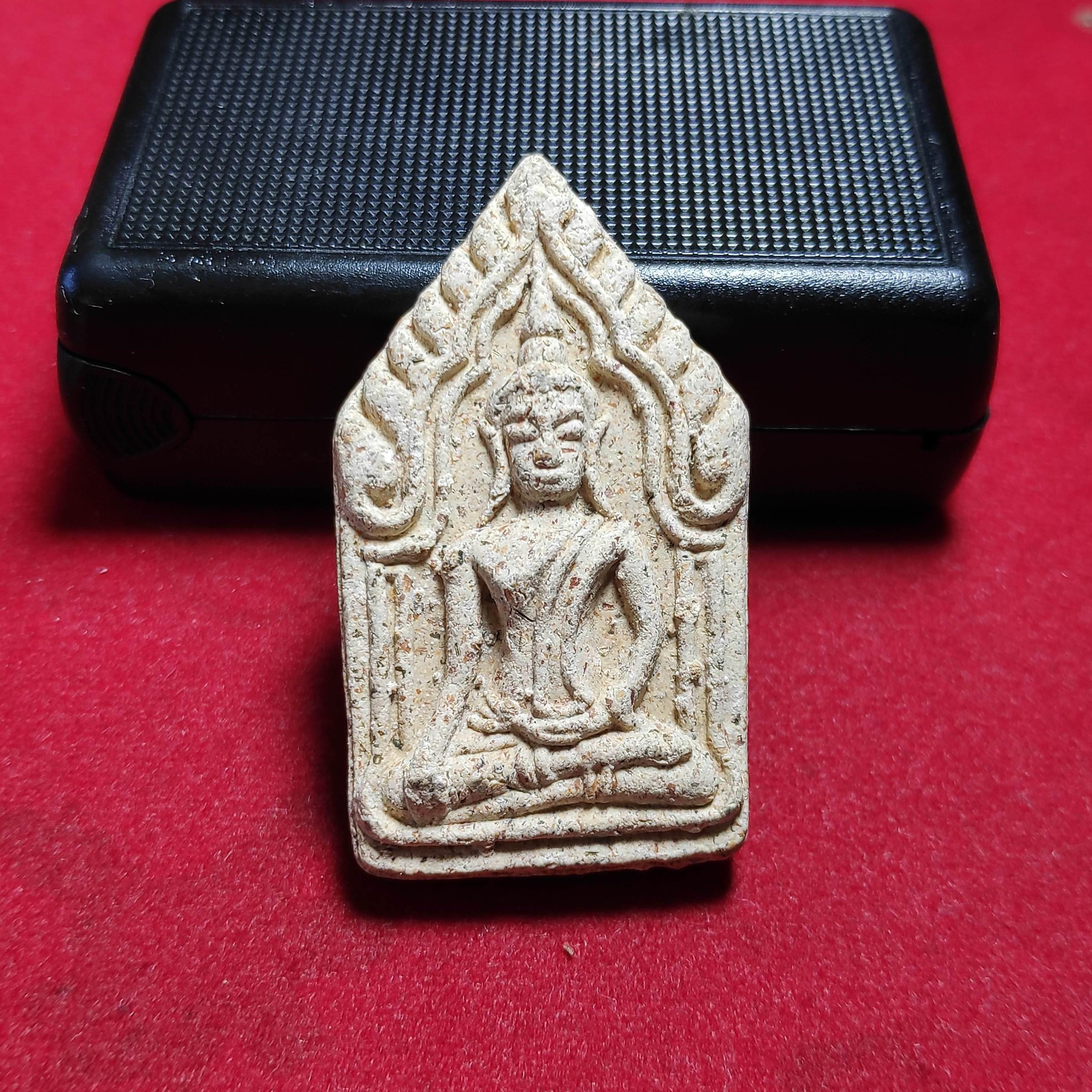 พระขุนเเผนหลวงปู่พวนวัดมงคลคชาราม จ.สุรินทร์