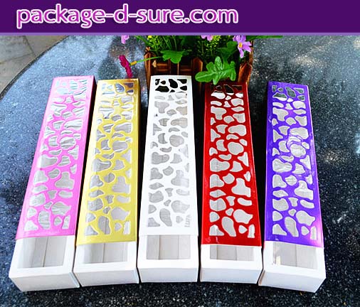 โปรโมชั่น//กล่องมาการองยาว แยก 2 ชิ้น ลายฉลุ 5.7x25.7x3.7 สีทอง