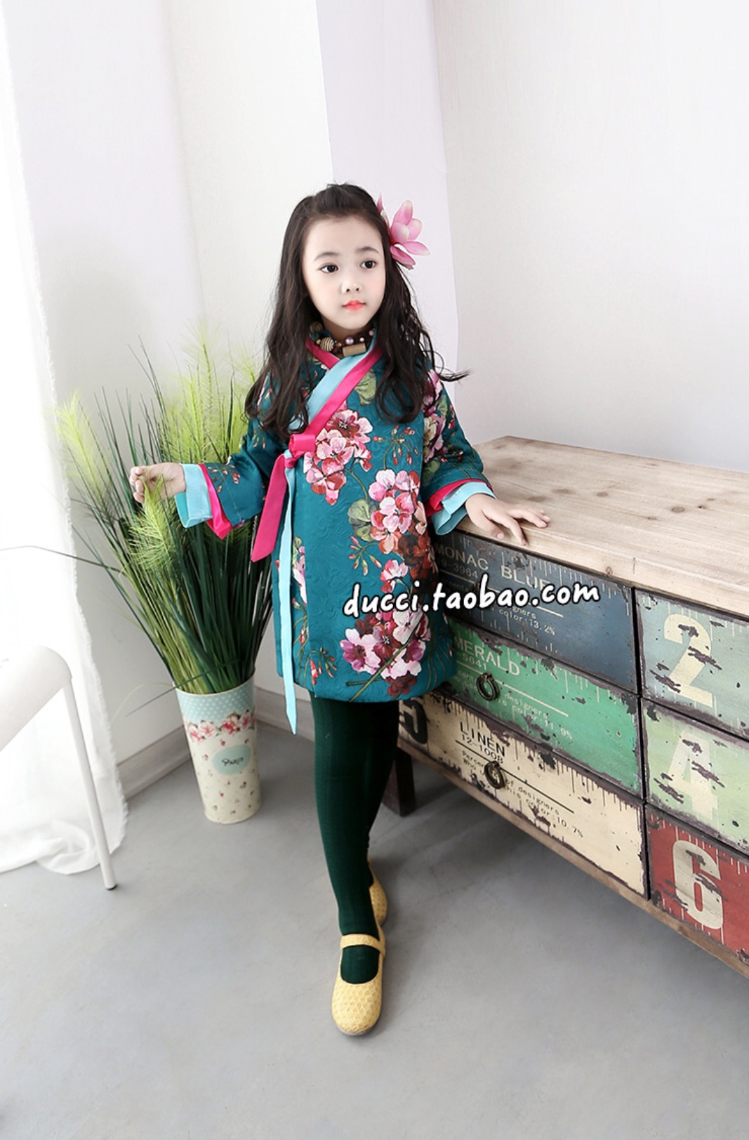 เดรสจีนฮั่น สีเขียว. ผ้า retro รหัส RT 68 สินค้าพร้อมส่ง