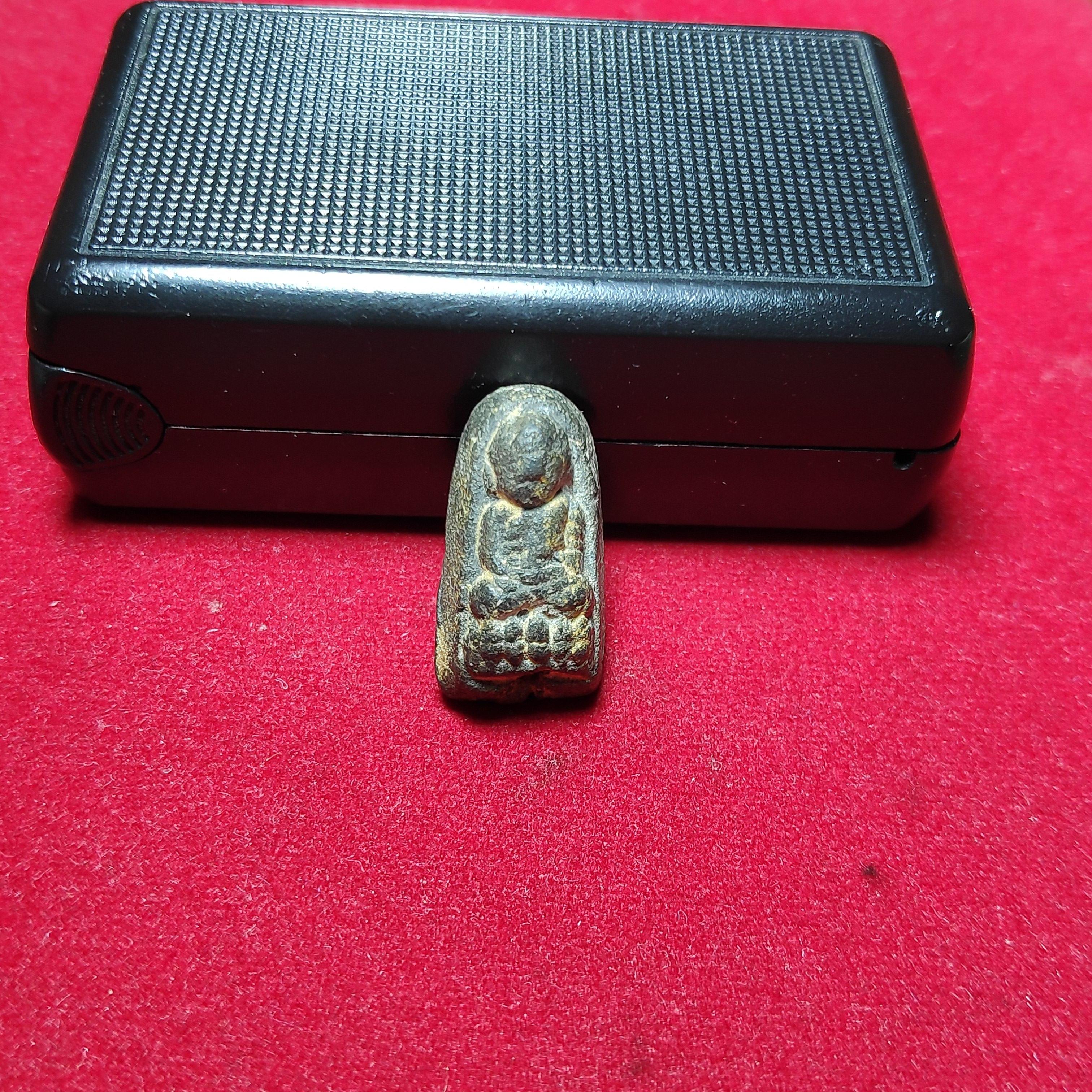 พระหลวงพ่อทวดพิมพ์พระรอดจิ๋วอาจารย์นองวัดทรายขาว