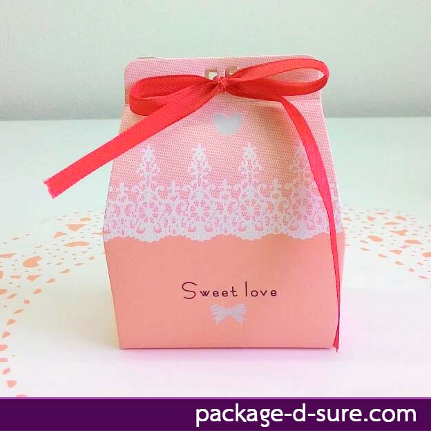 กล่องใส่ของชำร่วย ผูกโบว์ด้านหน้า 4.5x7x4.2 ลาย sweet love