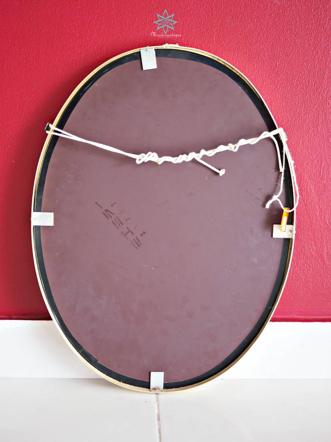 กระจกแอนทีค