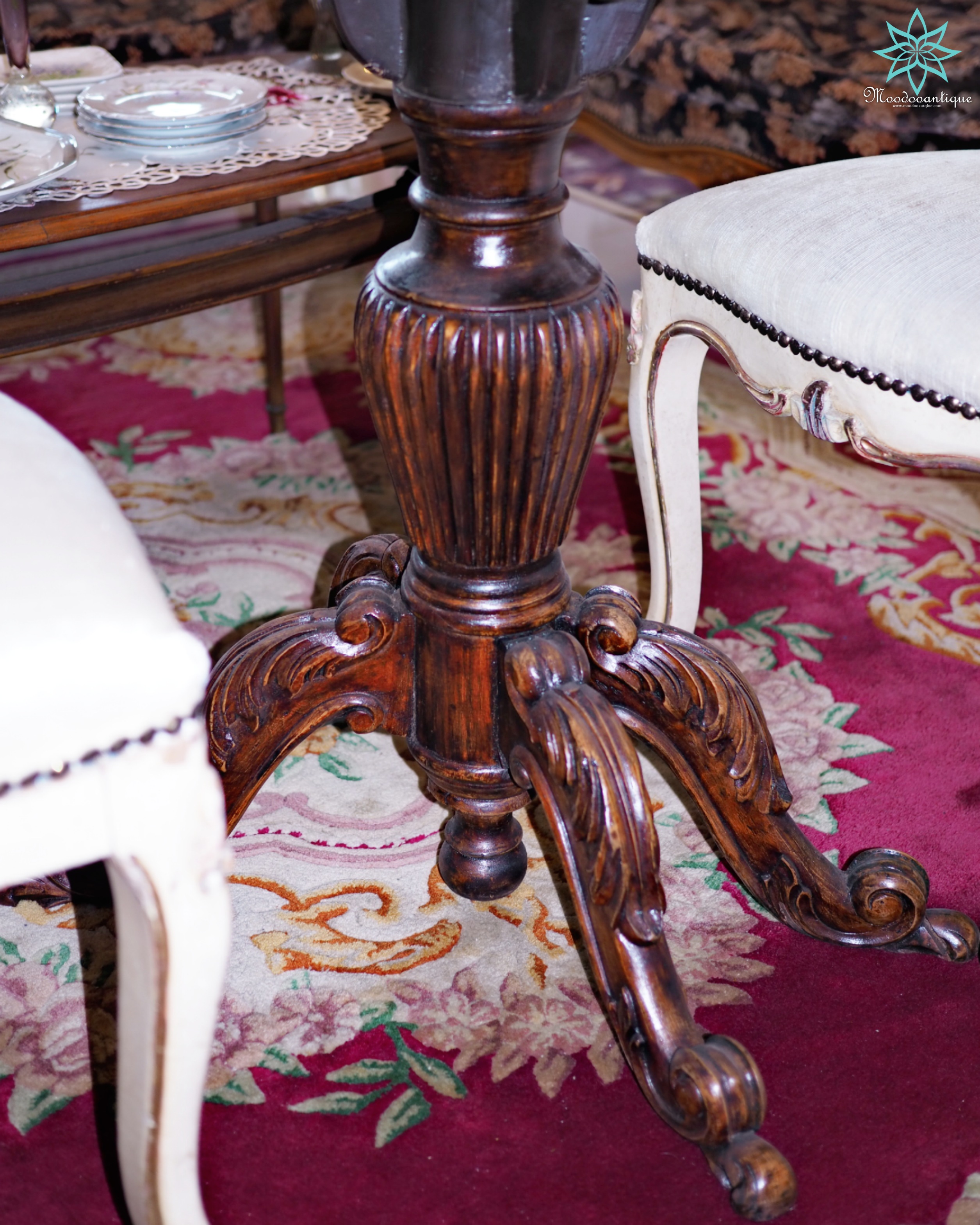 โต๊ะไม้มะฮอกกานีท็อปหินอ่อน