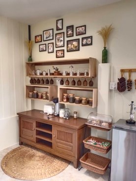 ชุดกรอบรูปติดผนัง Coffee Room กรอบรูป 11 ชิ้น พร้อมรูปภาพตามแบบและวัสดุติดตั้ง