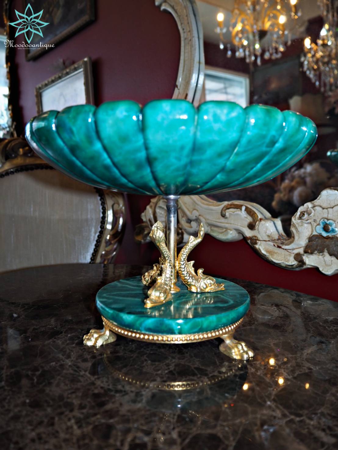 พานหินใส่ผลไม้