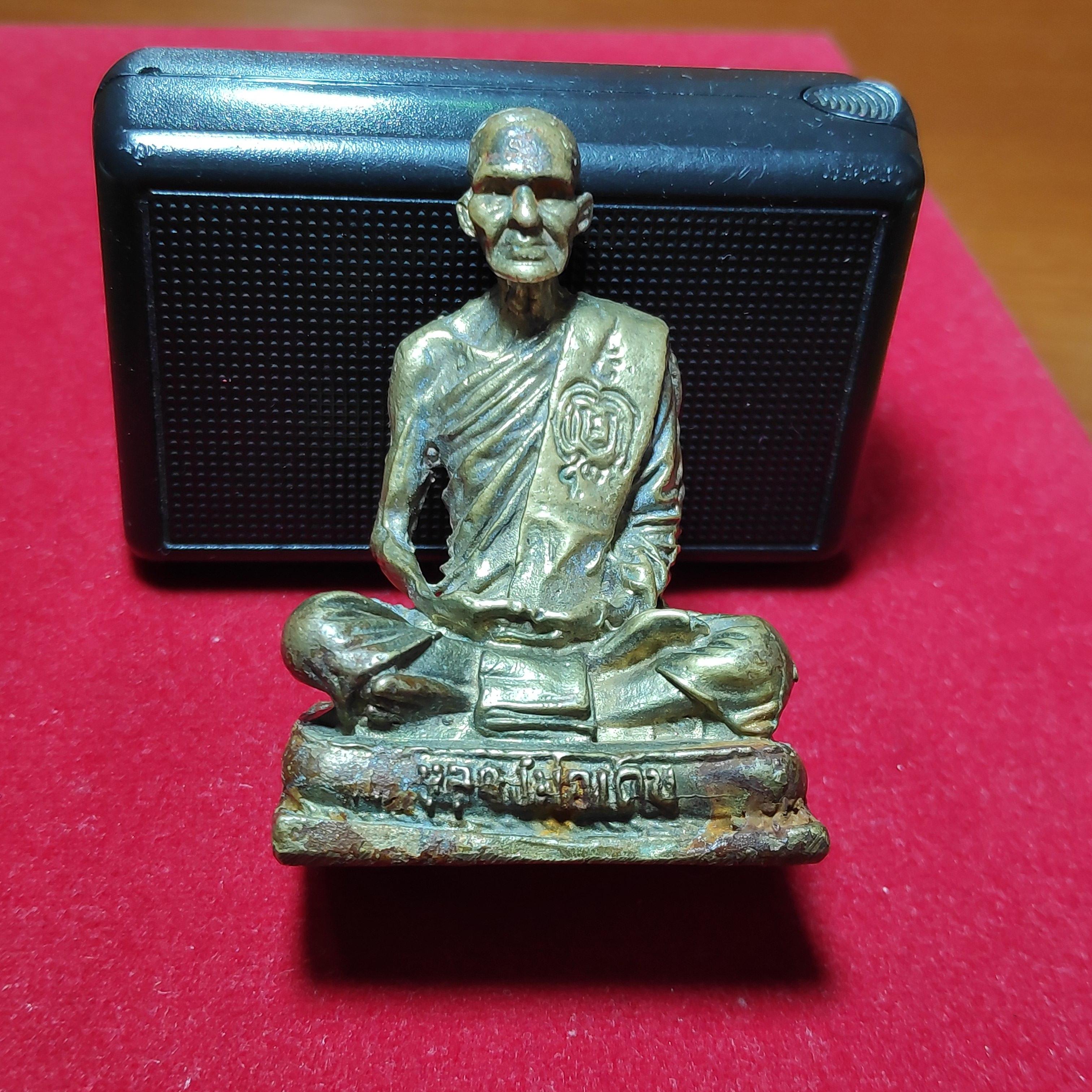 รูปหล่อบูชาหน้าตัก1.5นิ้วหลวงพ่อเดิมวัดหนองโพสูง5เซ็นต์