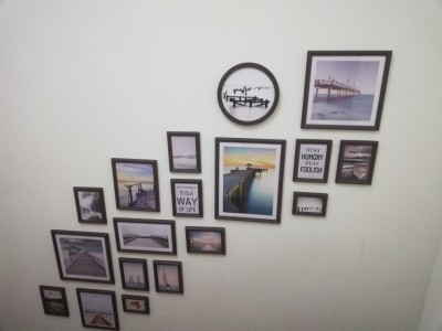 ชุดกรอบรูปติดผนังบันได Stairway18 (View) กรอบรูปไม้ 17 ชิ้นพร้อมภาพตามแบบ + รูปแคนวาส 1 ชิ้น และวัสดุติดตั้ง