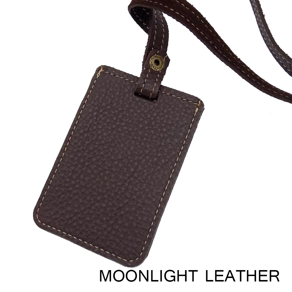 ป้ายห้อยคอ ที่ใส่บัตรพนักงานหนังแท้ทั้งใบ Moonlight มี 5 สี ทำจากหนังวัวแท้ นุ่ม ไม่ลอก สวย ทนทาน มีกล่องเป็นของขวัญได้