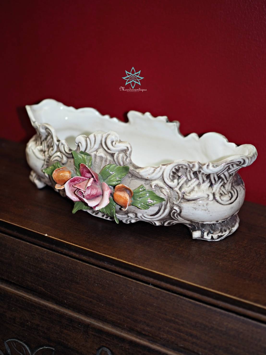 งานกระเบื้องดินเผาจากอิตาลี (Terracotta tiles from Italy)