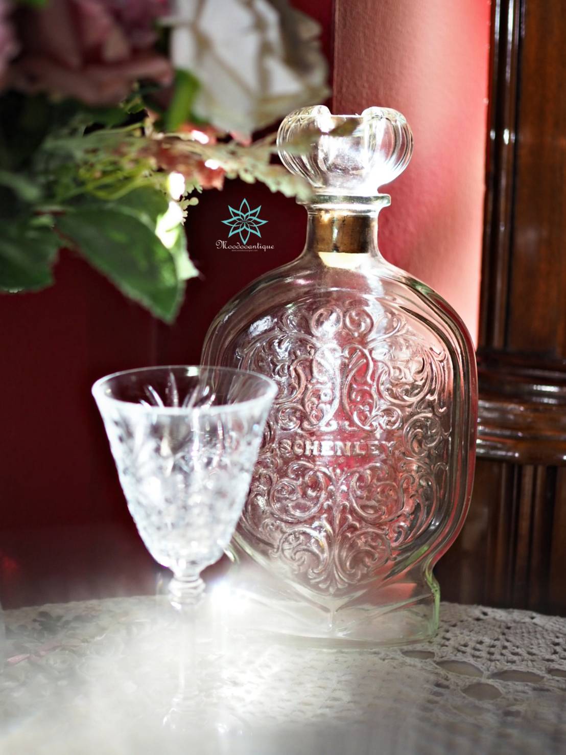 1953 Schenley Whiskey Embossed Glass Bottle Decanter With Cork Top