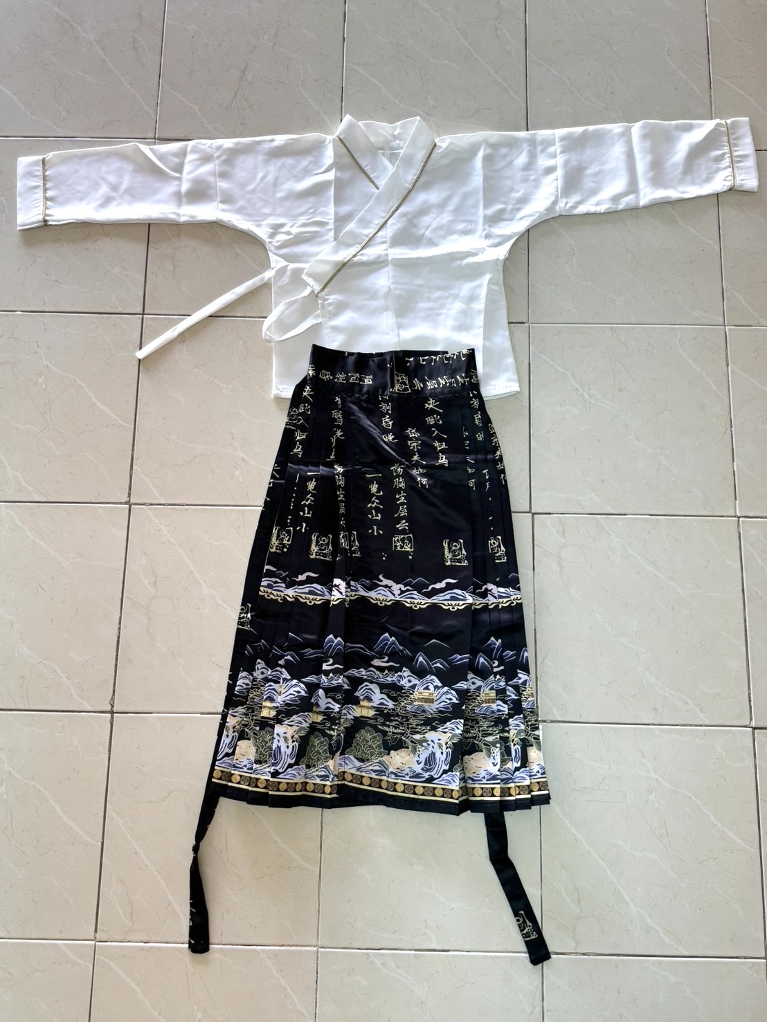 ชุดฮั่นฝู สีดำ รหัส FH 553 สินค้าพร้อมส่ง