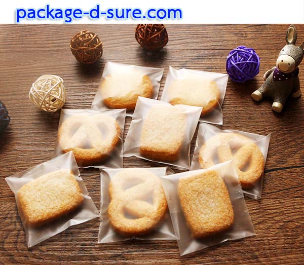 ล้างสต็อก//ถุงคุกกี้แถบกาว 5.5x5.5 เนื้อกึ่งขุ่น ไม่มีลาย แพ็ค 100 ใบ