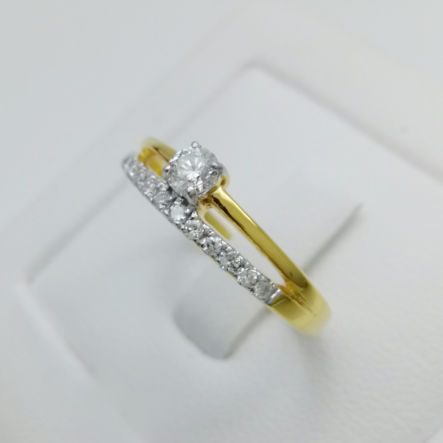 แหวนเพชรเบลเยี่ยมแท้น้ำหนักรวม 0.28 cts