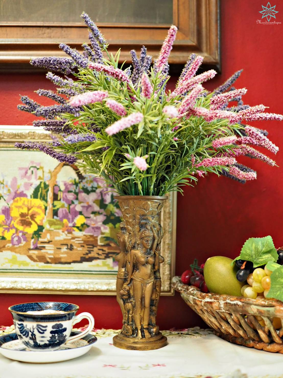 Three Lady holding a flower pot , brass Handicraft Art Traditional