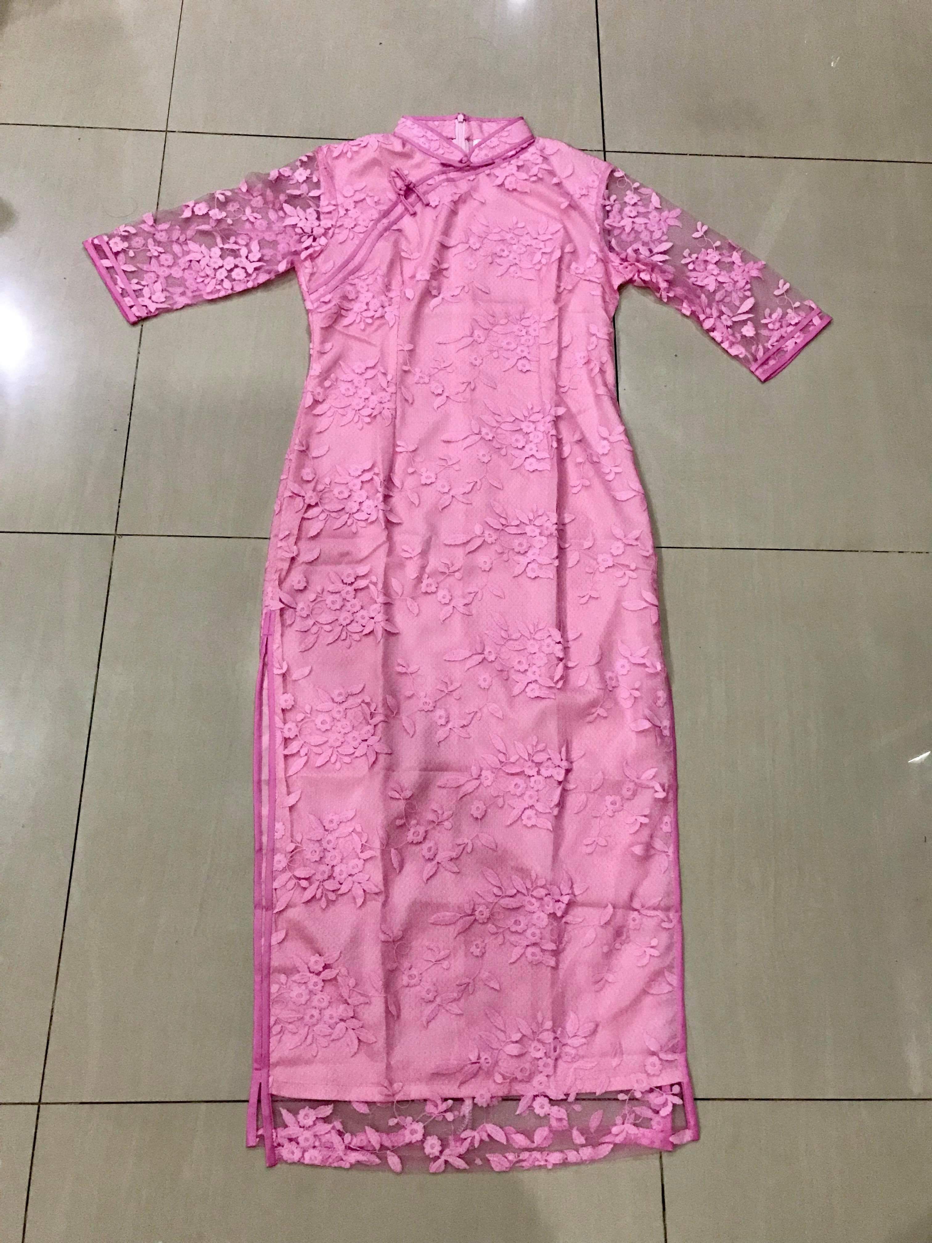 กี่เพ้ายาว ลูกไม้ สีชมพู . รหัส PINK 168 สินค้าพร้อมส่ง