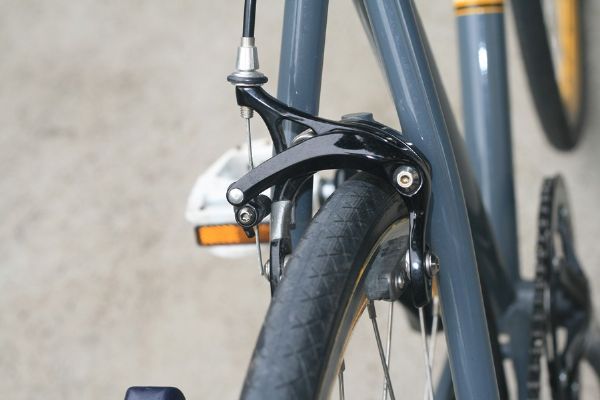 หมอบโคโมลี่ single gear + fixed Kona Paddy wagon ไซส์ M