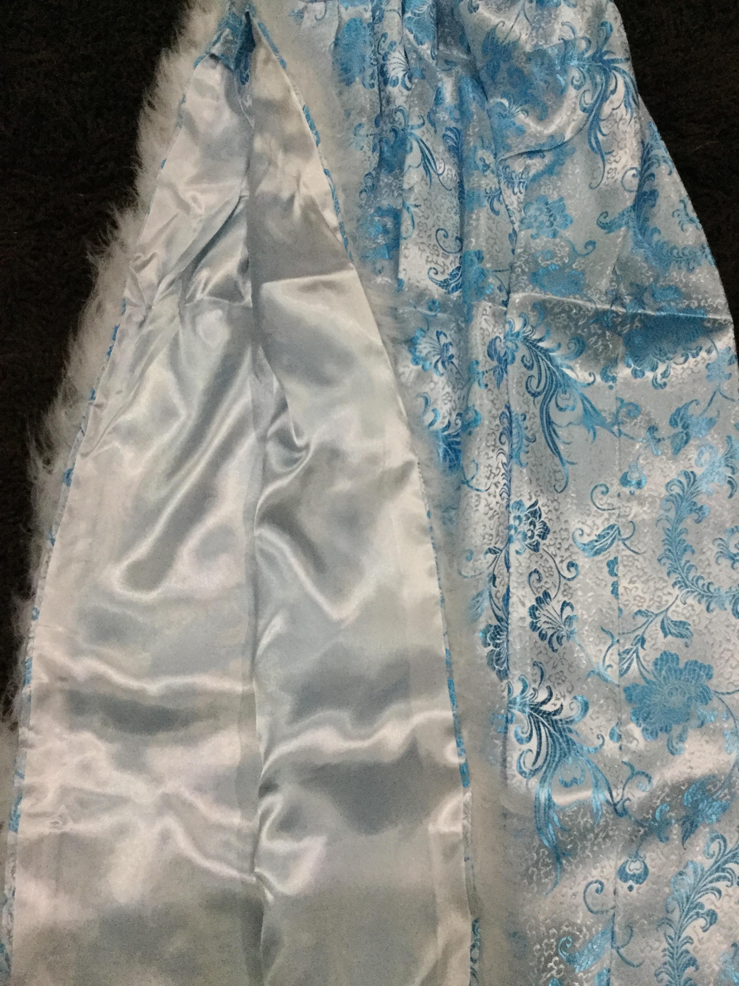 ผ้าคลุมสีฟ้าหิมะ. รหัส WTD 139 สินค้าพร้อมส่ง