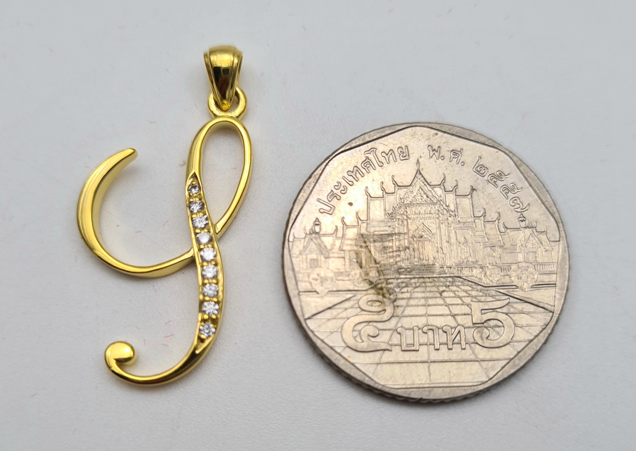 จี้เพชรตัวอักษรเอส S (ไม่รวมสร้อย)