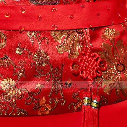 กี่เพ้ายาว สีแดงเกาะอกพร้อมผ้าคลุมไหล่ X158