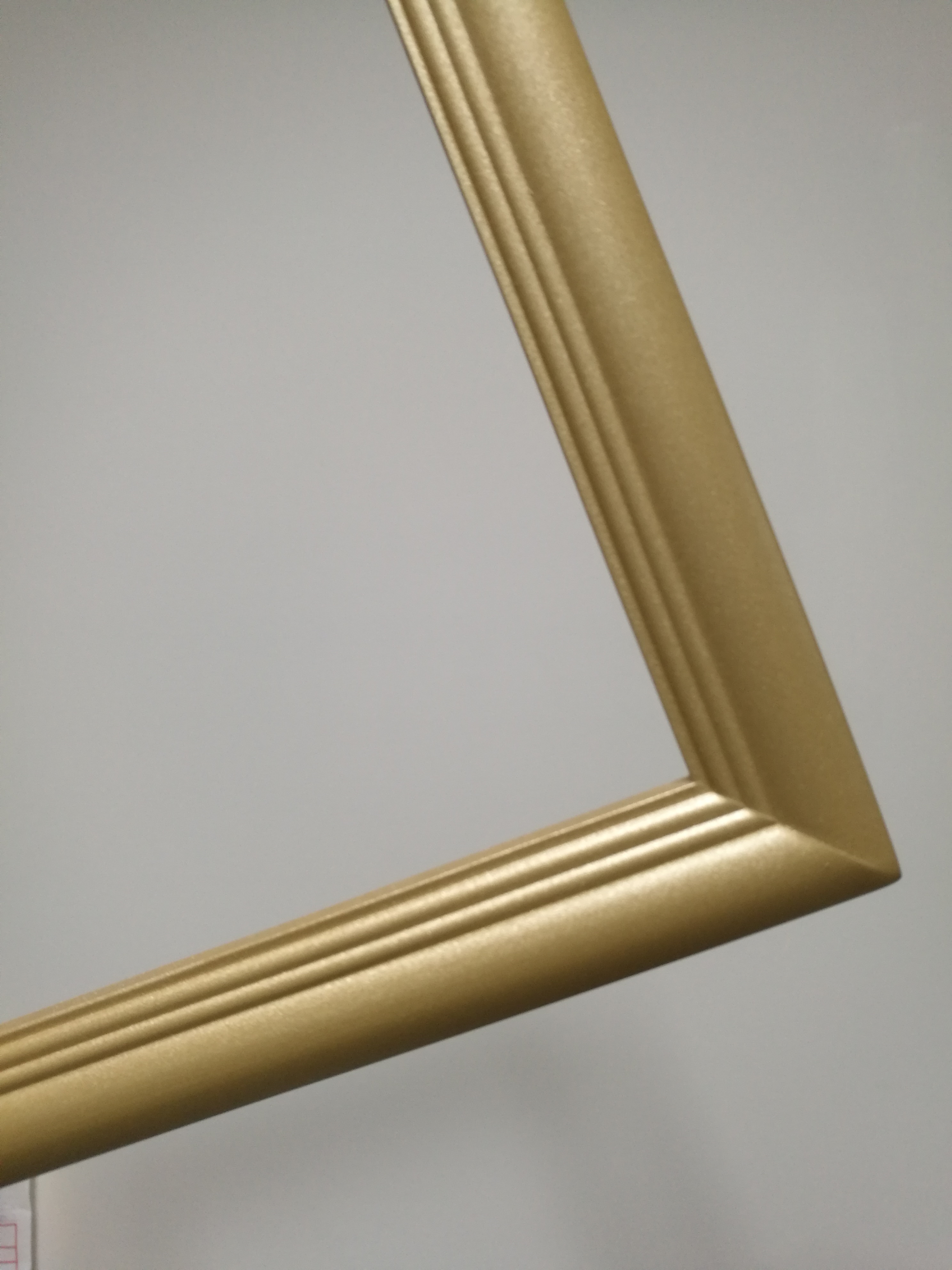 ชุดกรอบรูปติดผนัง Deer Model : กรอบรูปไม้ 8 ชิ้น+หัวกวาง พร้อมรูปภาพตามแบบและวัสดุติดตั้ง