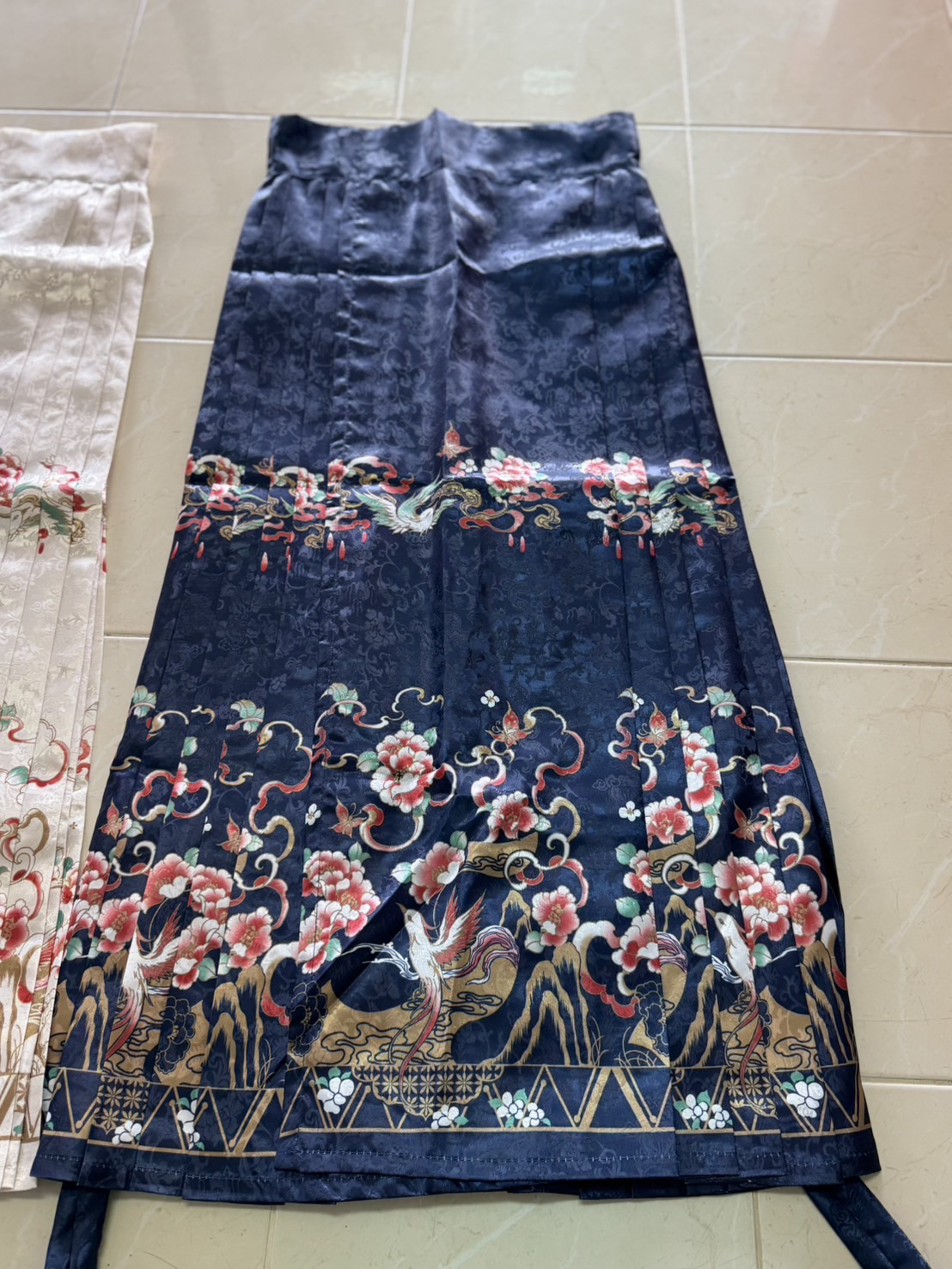 กระโปรงหม่าเมี่ยนยาว สีน้ำเงิน รหัส514