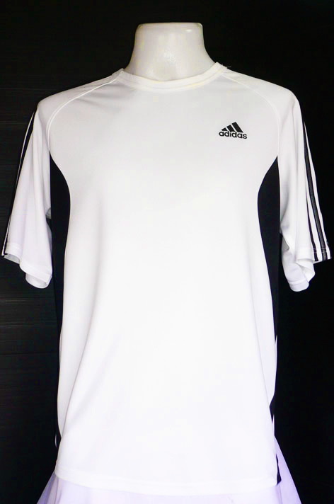 เสื้อกีฬา ADIDAS สีขาว แถบแขนสีบอรน์เงิน ไซส์ L รอบอก 44 นิ้ว