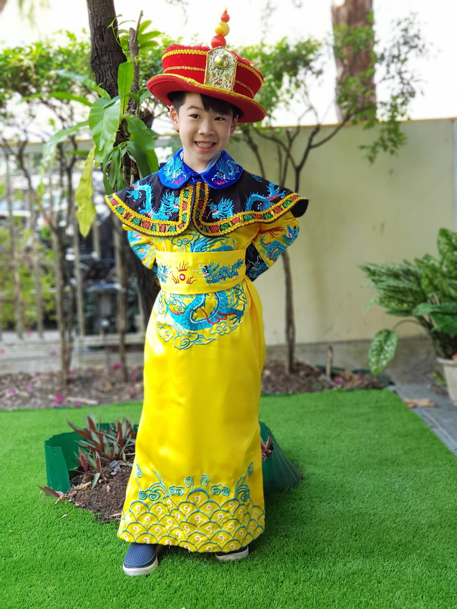 ชุดฮ่องเต้น้อย สีเหลืองลายปัก รหัสX135 สินค้าพร้อมส่ง