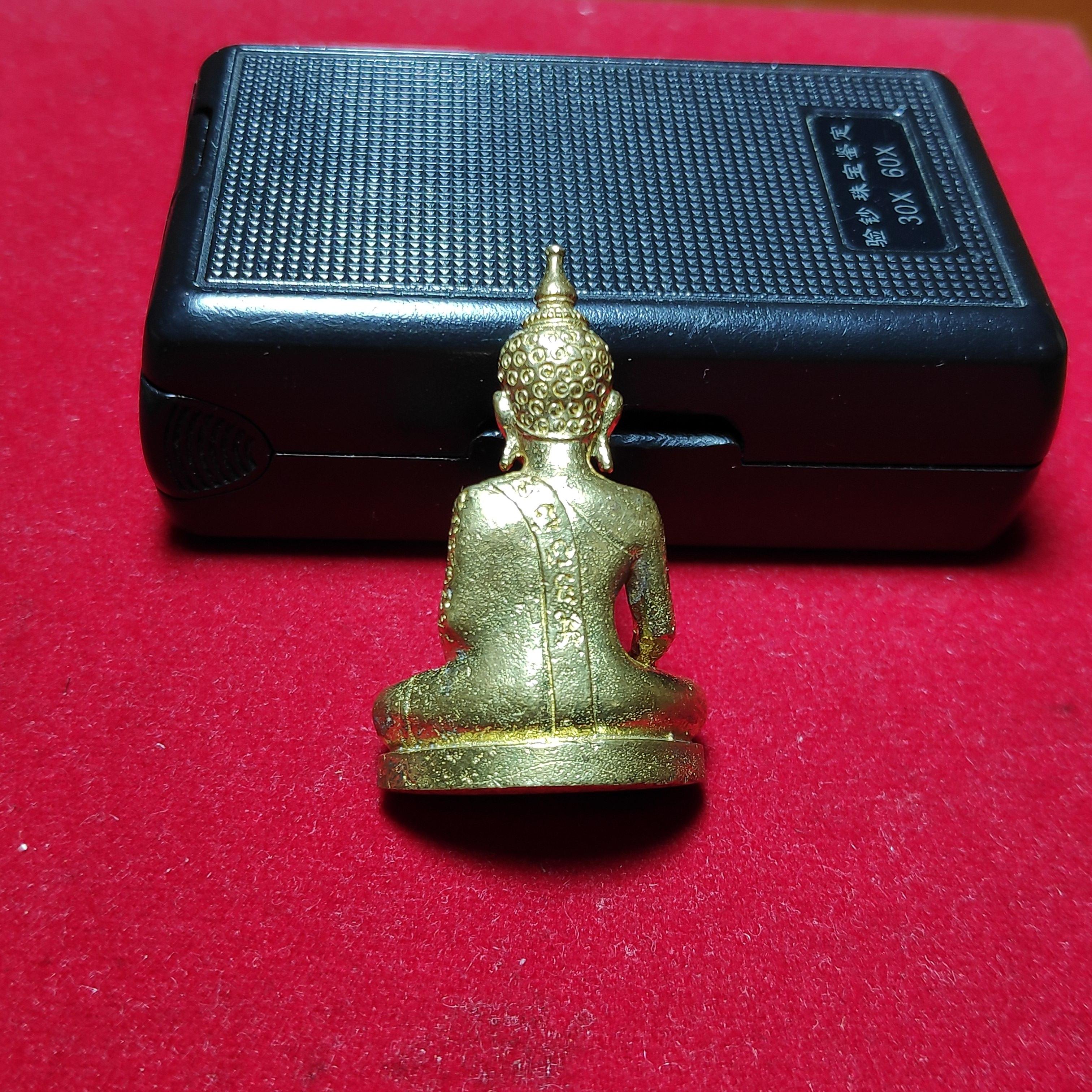 รูปหล่อพระพุทธยันต์รอบองค์