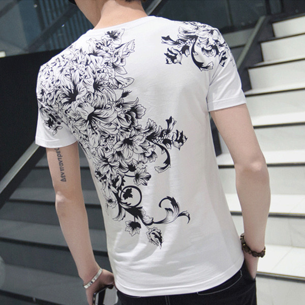 เสื้อผู้ชาย ผ้ายืด คอวี แขนสั้นลายดอกสีขาว รหัส SS 65 สินค้าพร้อมส่ง