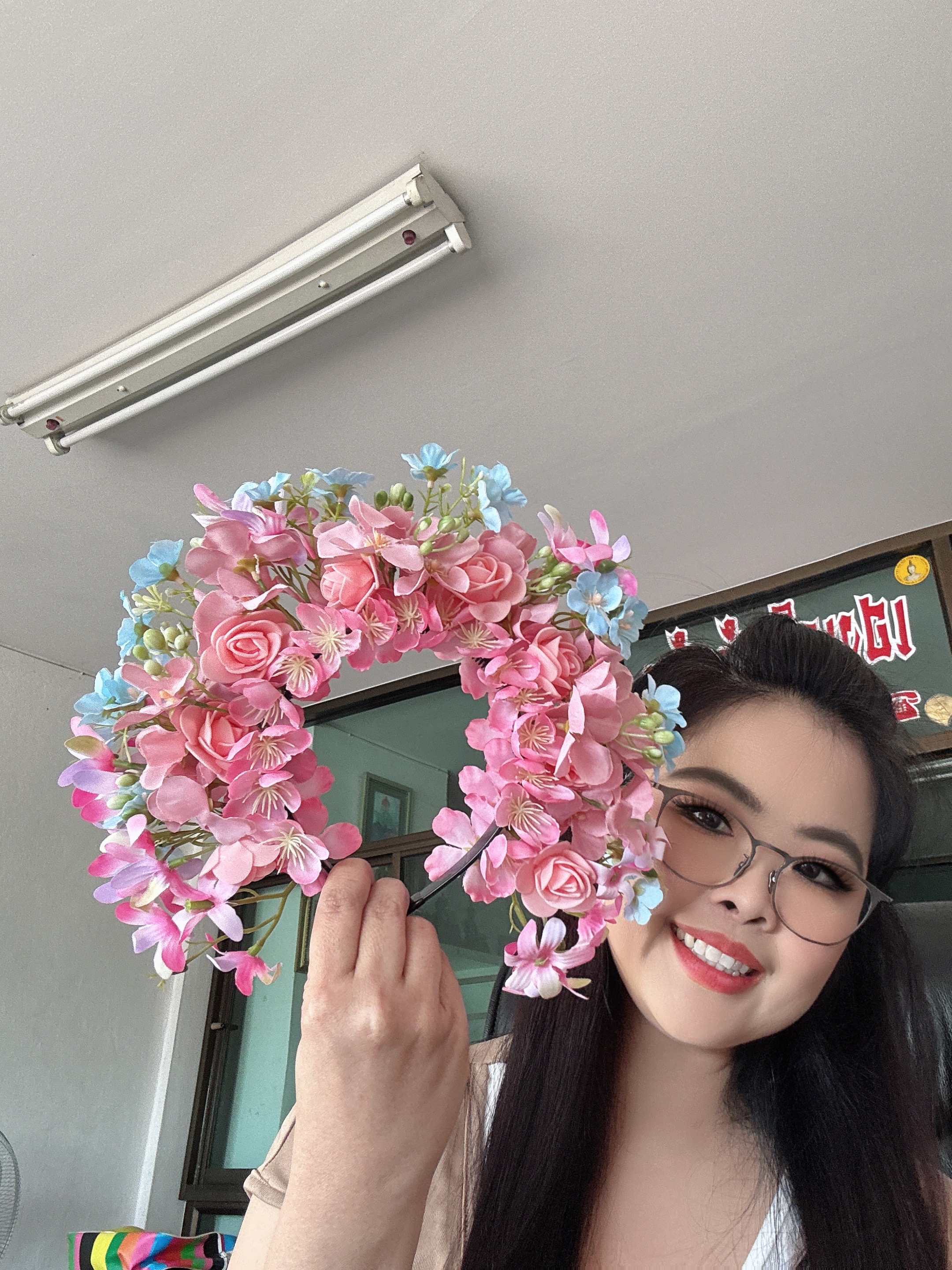 ที่คาดผมดอกไม้สีชมพู+ฟ้า ใส่ได้ทั้งเด็ก ละผู้ใหญ่