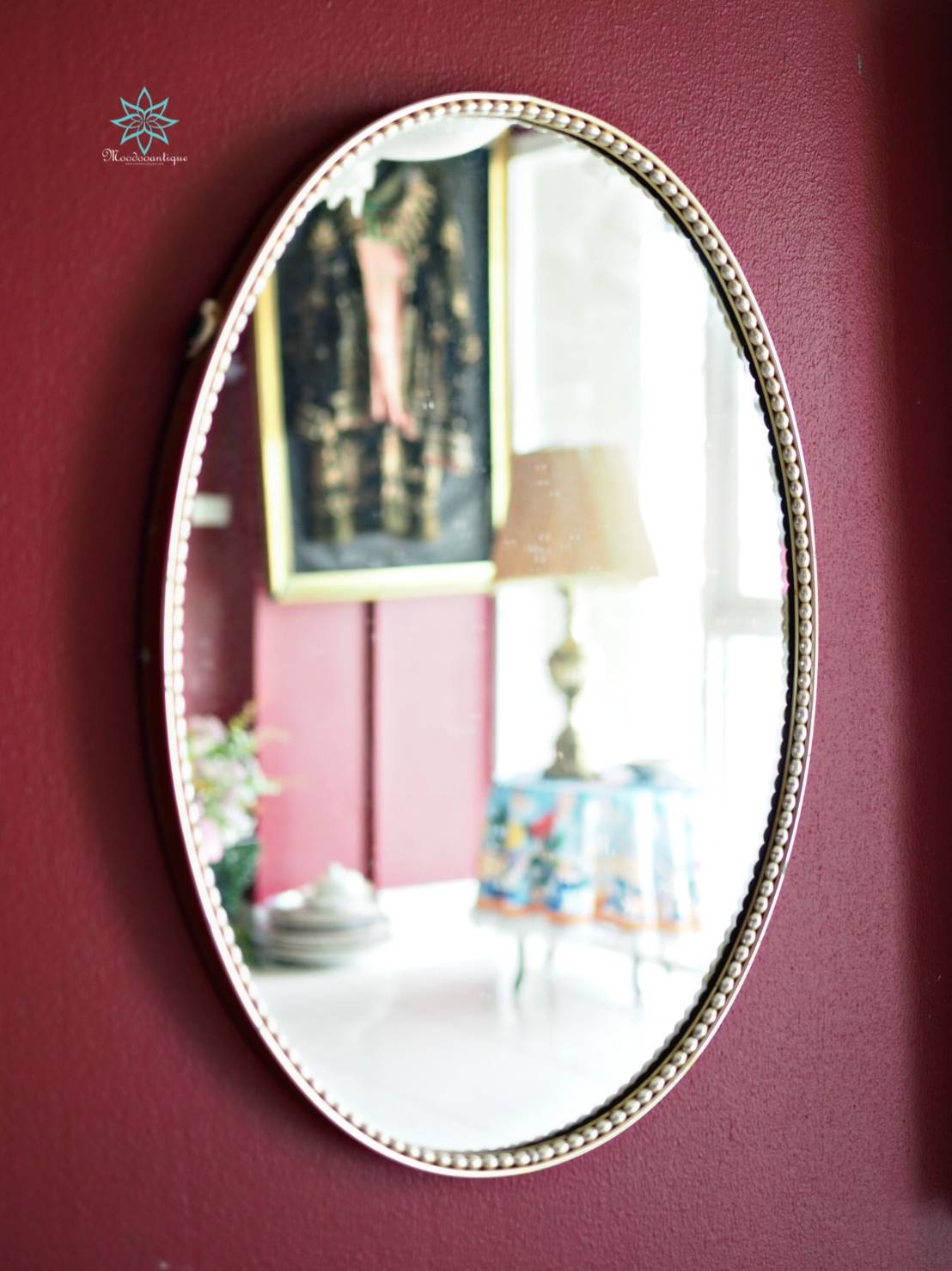 กระจกแอนทีค