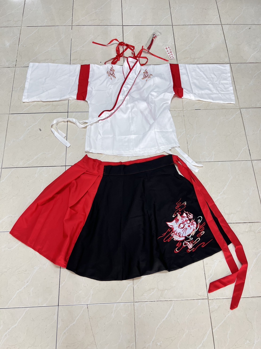 #กิโมโน เสื้อ+กระโปรง สีขาวดำ