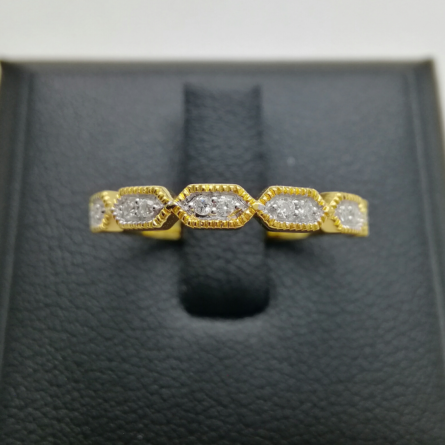 แหวนเพชรแท้ 0.06 cts